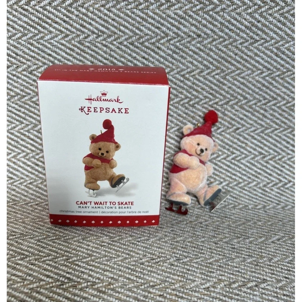 2015 Hallmark Ornament Can't Wait To Skate Mary Hamilton's Bears  #1 in series